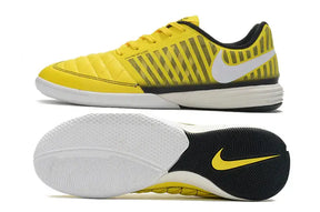 Chuteira Futsal Nike Lunar Gato IC Amarela, Branca e Preto, sola IC para aderência em pisos indoor.