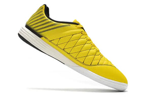 Chuteira Futsal Nike Lunar Gato IC Amarela, Branca e Preto com design moderno e tecnologias avançadas.