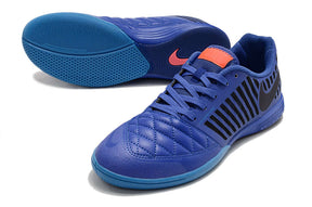 Chuteira Futsal Nike Lunar Gato IC - Azul Escuro e Preta, ideal para futsal de alto desempenho.