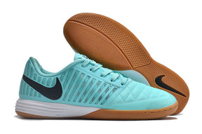 Chuteira Futsal Nike Lunar Gato IC - Azul e Preta, design azul e preto, resistência e aderência em futsal.
