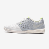 Chuteira Futsal Nike Lunar Gato IC Branca lado direito em fundo branco