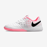 Chuteira Futsal Nike Lunar Gato IC - Branco e Rosa com design moderno e tecnologia Indoor Court.