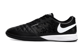 Chuteira Futsal Nike Lunar Gato IC - Preta e Branca, design preto e branco, tecnologia Lunarlon para performance em quadras.