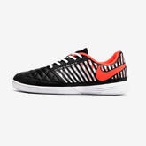 Chuteira Futsal Nike Lunar Gato IC Preta, Laranja e Branca lateral em fundo branco