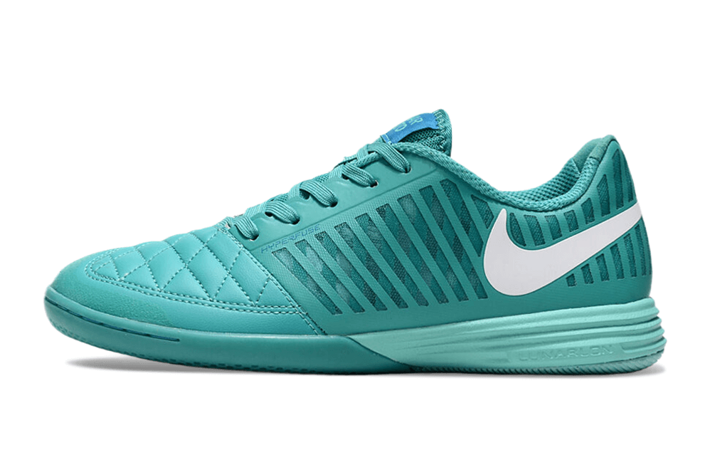 Chuteira Futsal Nike Lunar Gato IC - Turquesa com design vibrante e tecnologia de desempenho para quadras indoor.