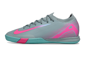 Chuteira Futsal Nike Mercurial Air Zoom Vapor 16 IC - Azul e Rosa lateral com design moderno e cores vibrantes.