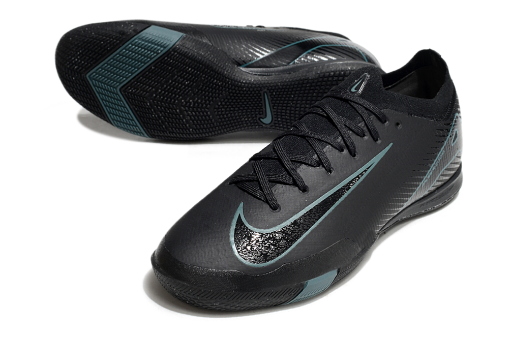 Chuteira Futsal Nike Mercurial Air Zoom Vapor 16 IC - Preta, ideal para velocidade e controle em quadra.