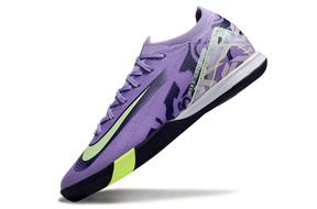 Chuteira Futsal Nike Mercurial Air Zoom Vapor 16 IC - Roxa e Verde em destaque, mostrando design inovador e cores vibrantes.