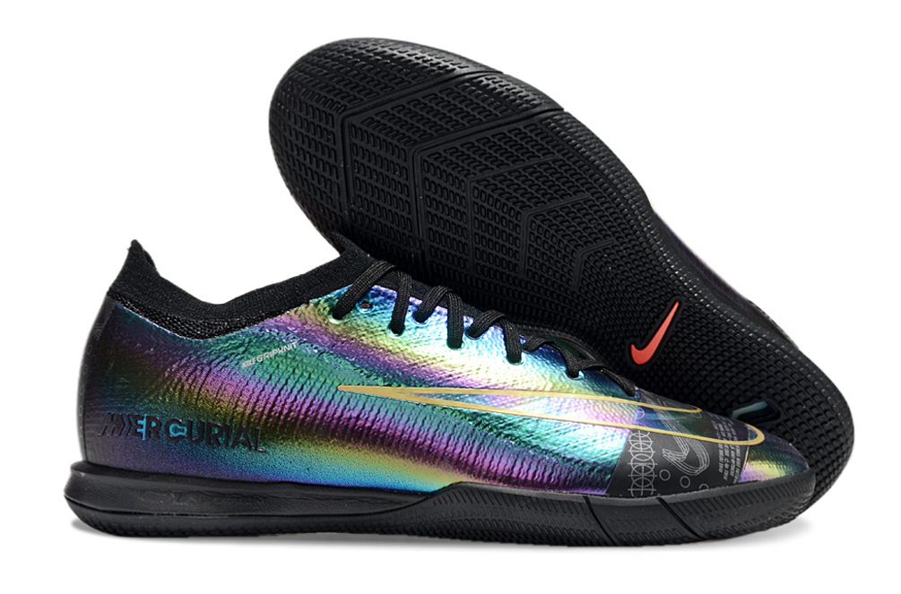 Chuteira Futsal Nike Mercurial Air Zoom Vapor 16 IC com design iridescente e sola IC
