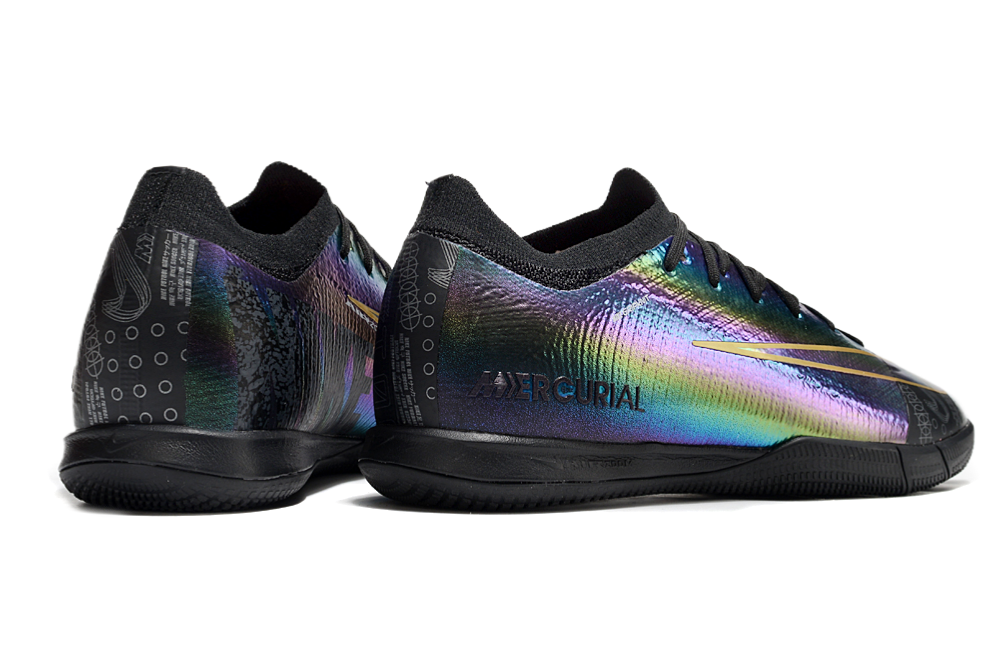 Chuteira Futsal Nike Mercurial Air Zoom Vapor 16 IC com design iridescente e sola Indoor Court.
