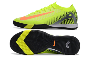 Chuteira Futsal Nike Mercurial Air Zoom Vapor 16 IC - Verde e Laranja em destaque, mostrando design e sola.