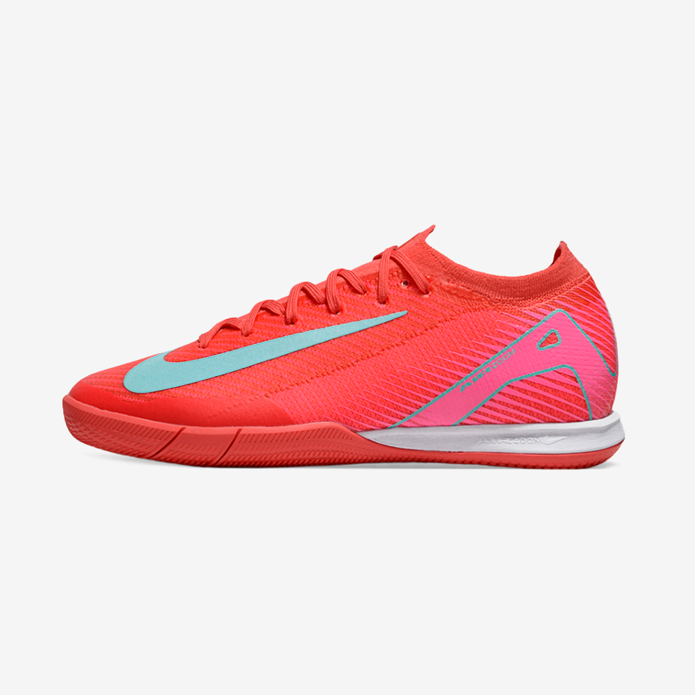 Chuteira Futsal Nike Mercurial Air Zoom Vapor 16 IC - Vermelha e Azul com design em vermelho e azul.