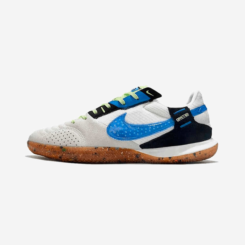 Chuteira Futsal Nike Street Gato IC Bege e Azul lateral com design moderno em bege e azul.