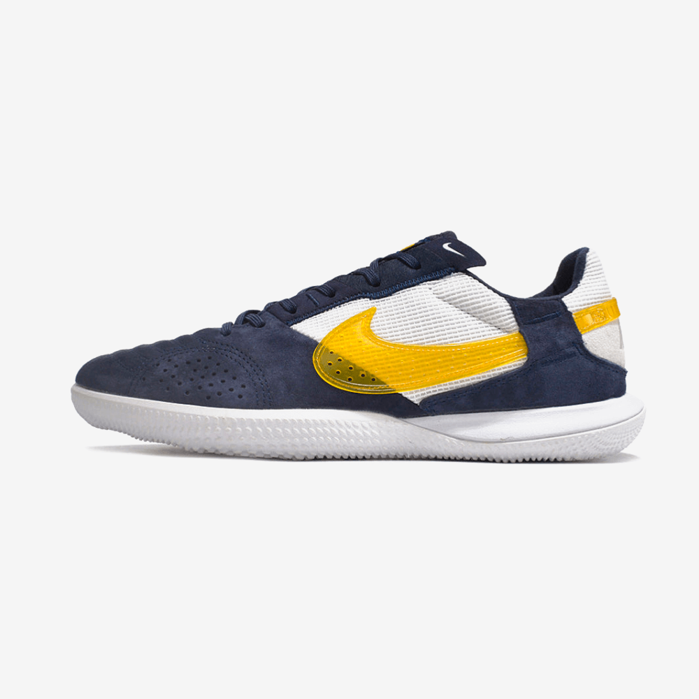 Chuteira Futsal Nike Street Gato IC - Branca, Azul e Amarela em visão lateral.