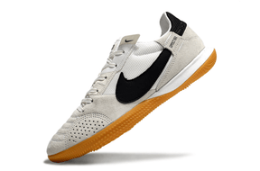 Chuteira Futsal Nike Street Gato IC - Cinza, Branca e Preta lateral com sola amarela