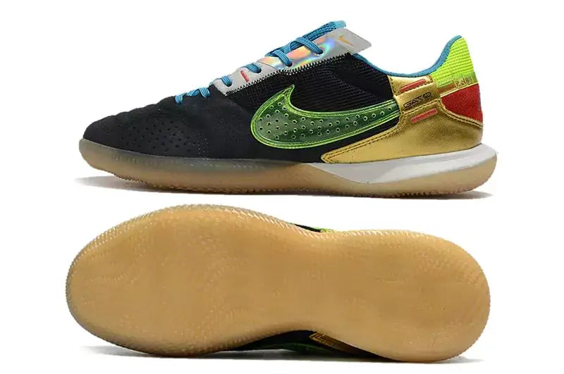 Chuteira Futsal Nike Street Gato IC Preta e Verde com sola IC e design moderno para controle em pisos internos.