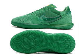 Chuteira Futsal Nike Street Gato IC - Verde, ideal para controle e conforto em jogos de futsal.