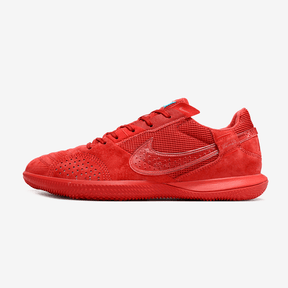 Chuteira Futsal Nike Street Gato IC - Vermelha em vermelho vibrante, ideal para quadras internas.