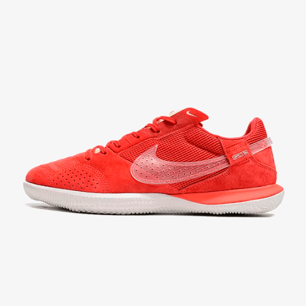 Chuteira Futsal Nike Street Gato IC Vermelha e Branca com design em vermelho e branco, ideal para quadras internas.