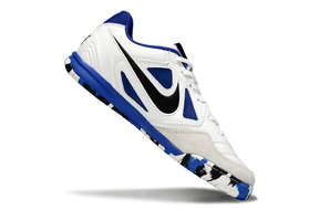 Chuteira Futsal Supreme X Nike SB Gato IC Branca e Azul vista lateral em fundo branco