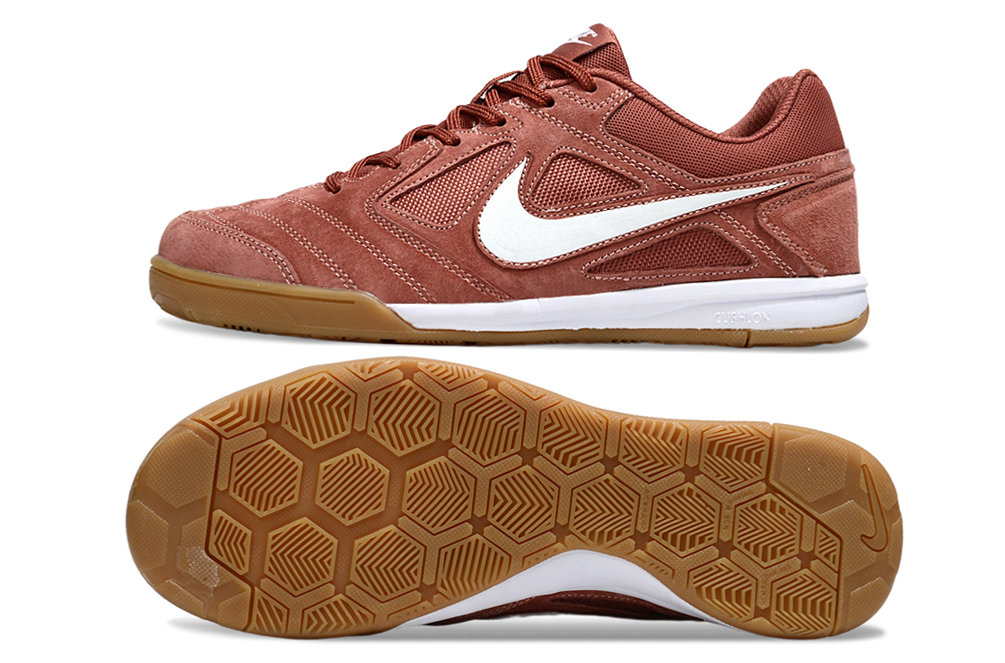 Chuteira Futsal Supreme X Nike SB Gato IC Vermelho vista lateral e sola interior