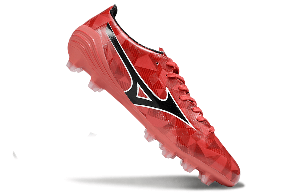 Chuteira Mizuno Alpha II FG "Ruby Red" com design vibrante e tecnologia de ponta para desempenho em campo.