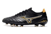 Chuteira Mizuno Morelia Neo 3 FG Preta e Amarela com design em preto e amarelo para futebol em campos naturais.