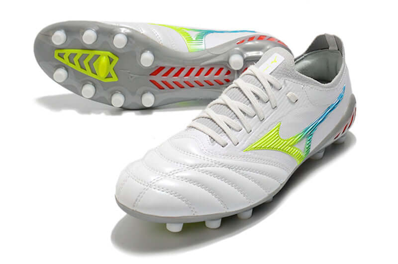 Chuteira Mizuno Morelia Neo 3 FG Rainbow em destaque, com design vibrante e tecnologia de ponta.