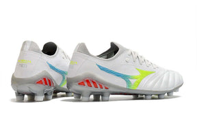 Chuteira Mizuno Morelia Neo 3 FG Rainbow com design vibrante e tecnologia de ponta para desempenho em campo.