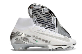 Chuteira Nike Air Zoom Mercurial Superfly 10 Edição Especial Elite FG - Banca e Prata em branco e prata com design elegante.