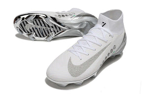 Chuteira Nike Air Zoom Mercurial Superfly 10 Edição Especial Elite FG - Banca e Prata em branco e prateado.