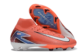 Chuteira Nike Air Zoom Mercurial Superfly 10 Elite FG - Laranja em destaque, mostrando detalhes de design e sola.
