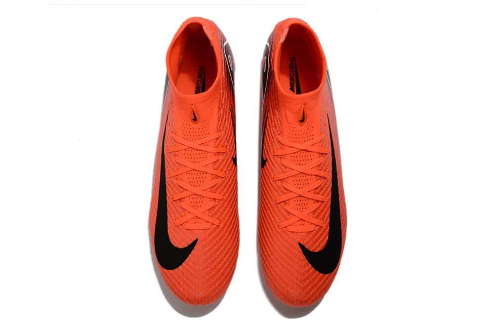 Chuteira Nike Air Zoom Mercurial Superfly 10 Elite FG cor laranja e preta vista de cima