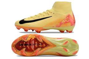 Chuteira Nike Air Zoom Mercurial Superfly 10 Elite FG em amarelo e laranja com detalhe da sola.