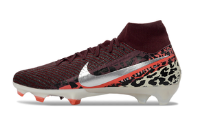 Chuteira Nike Air Zoom Mercurial Superfly 10 Elite FG Preta "New United" lateral com design moderno e elegante.