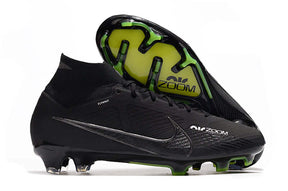 Chuteira Nike Air Zoom Mercurial Superfly 9 Elite FG em preto com design aerodinâmico e tecnologia de conforto.