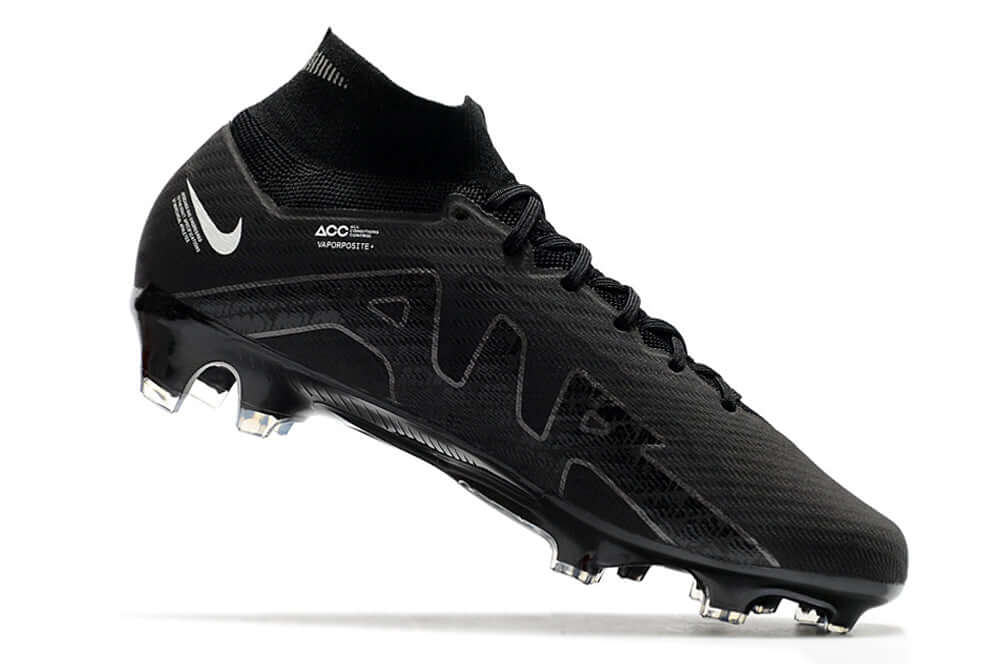 Chuteira Nike Air Zoom Mercurial Superfly 9 Elite FG em preto, focada em velocidade e controle de bola.