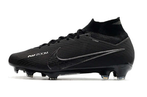 Chuteira Nike Air Zoom Mercurial Superfly 9 Elite FG em preto, ideal para velocidade e controle em campo.