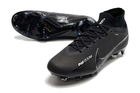 Chuteira Nike Air Zoom Mercurial Superfly 9 Elite FG com design aerodinâmico em preto e detalhes prateados.