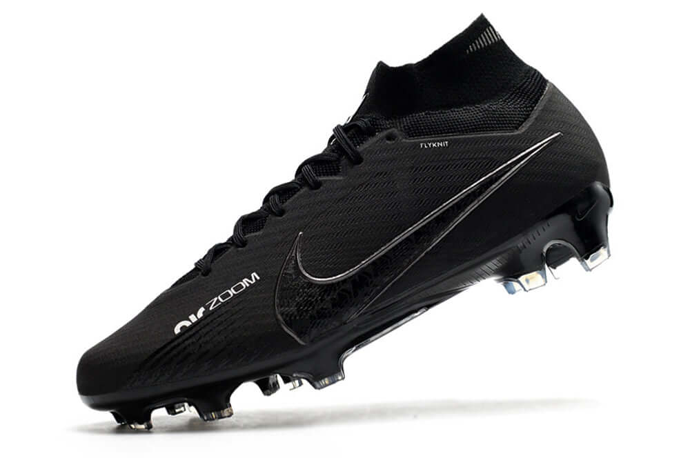 Chuteira Nike Air Zoom Mercurial Superfly 9 Elite FG em fundo branco, destacando o design e tecnologia Air Zoom.
