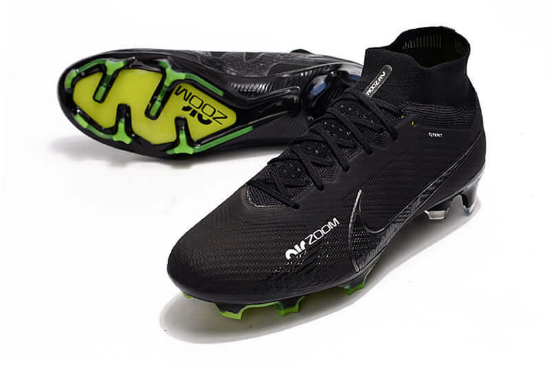 Chuteira Nike Air Zoom Mercurial Superfly 9 Elite FG em preto com sola verde e tecnologia Air Zoom