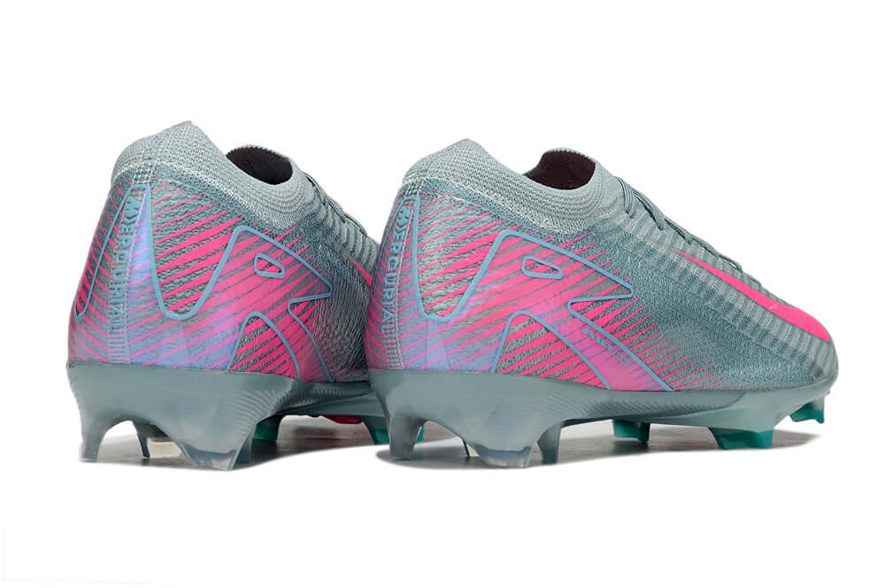 Chuteira Nike AIR Zoom Mercurial Vapor 16 Elite FG - Azul e Rosa - Pack Prism com design inovador e tecnologia de ponta.