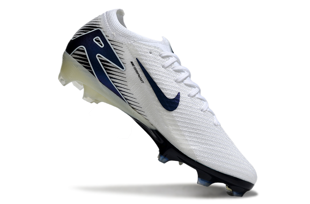 Chuteira Nike Air Zoom Mercurial Vapor 16 Elite FG - Preto e Branca em destaque, com design leve e tecnológico.