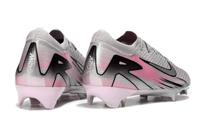 Chuteira Nike Air Zoom Mercurial Vapor 16 Elite FG - Prata e Rosa, vista traseira com detalhes em rosa e prata.