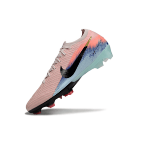 Chuteira Nike Air Zoom Mercurial FG Vapor 16 Nike United Pack com design inovador e tecnologia de ponta.