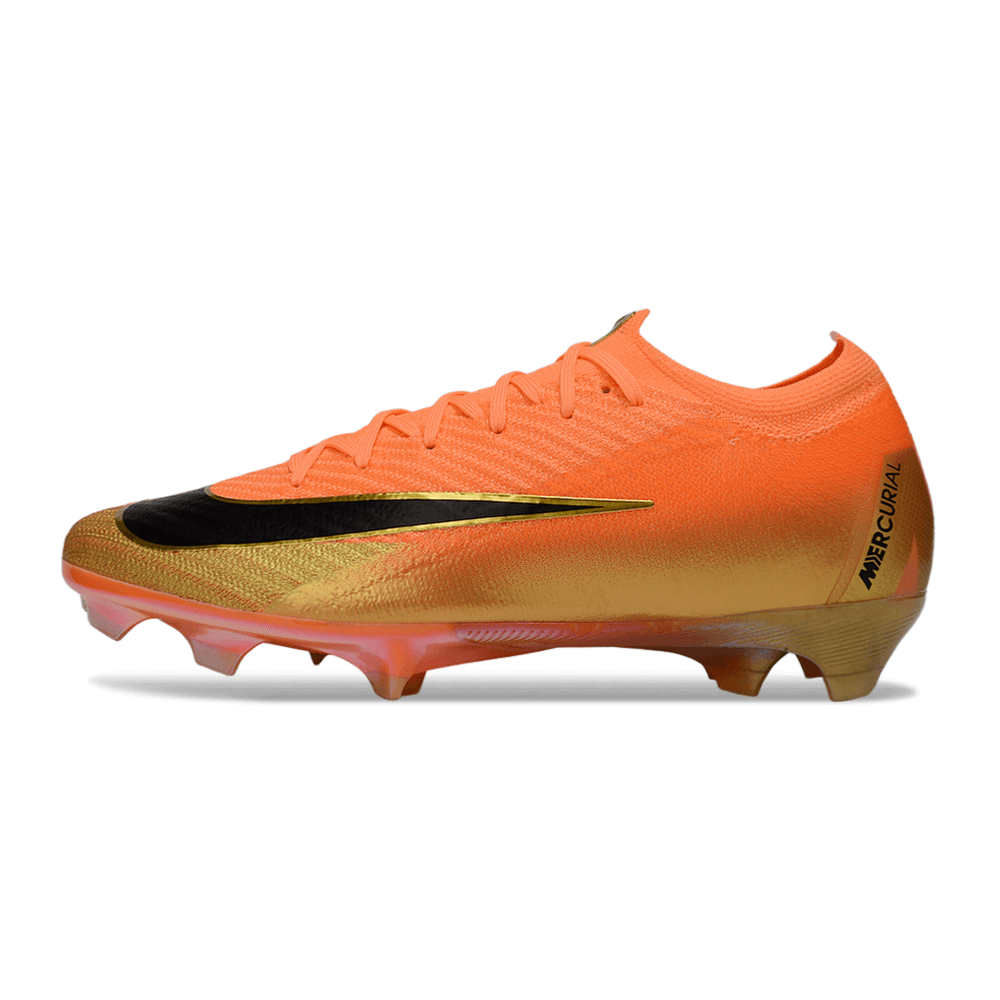 Chuteira Nike Air Zoom Mercurial Vapor 16 Laranja e Preta com design aerodinâmico e tecnologia avançada.