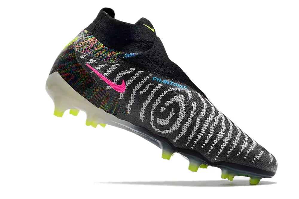 Chuteira Nike Gripknit Phantom GX Elite Dynamic Fit FG Preta e Verde, destacando tecnologia e design sofisticado.