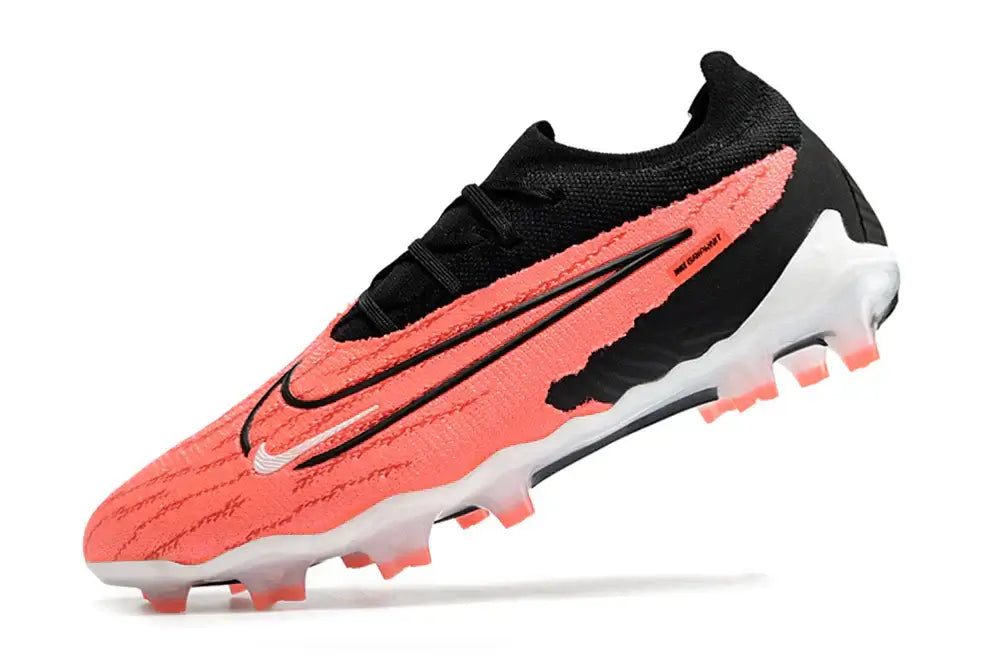 Chuteira Nike Gripknit Phantom GX Elite Dynamic Fit FG Vermelha e Preto