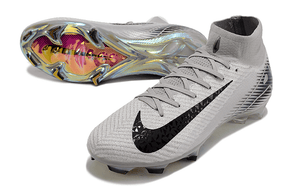 Chuteira Nike Mercurial Superfly 10 Edição Especial FG Elite Cinza com design dinâmico e solado colorido.