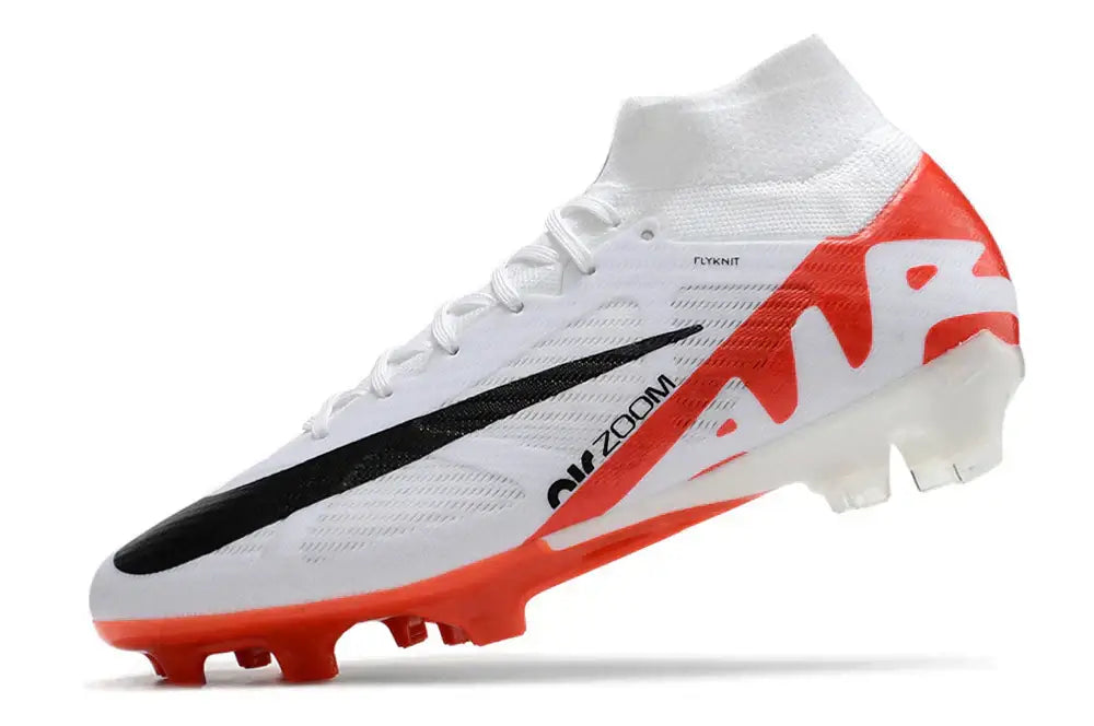 Chuteira Nike Mercurial superfly 9 Air Zoom Ultra FG Branca e Vermelha lado esquerdo